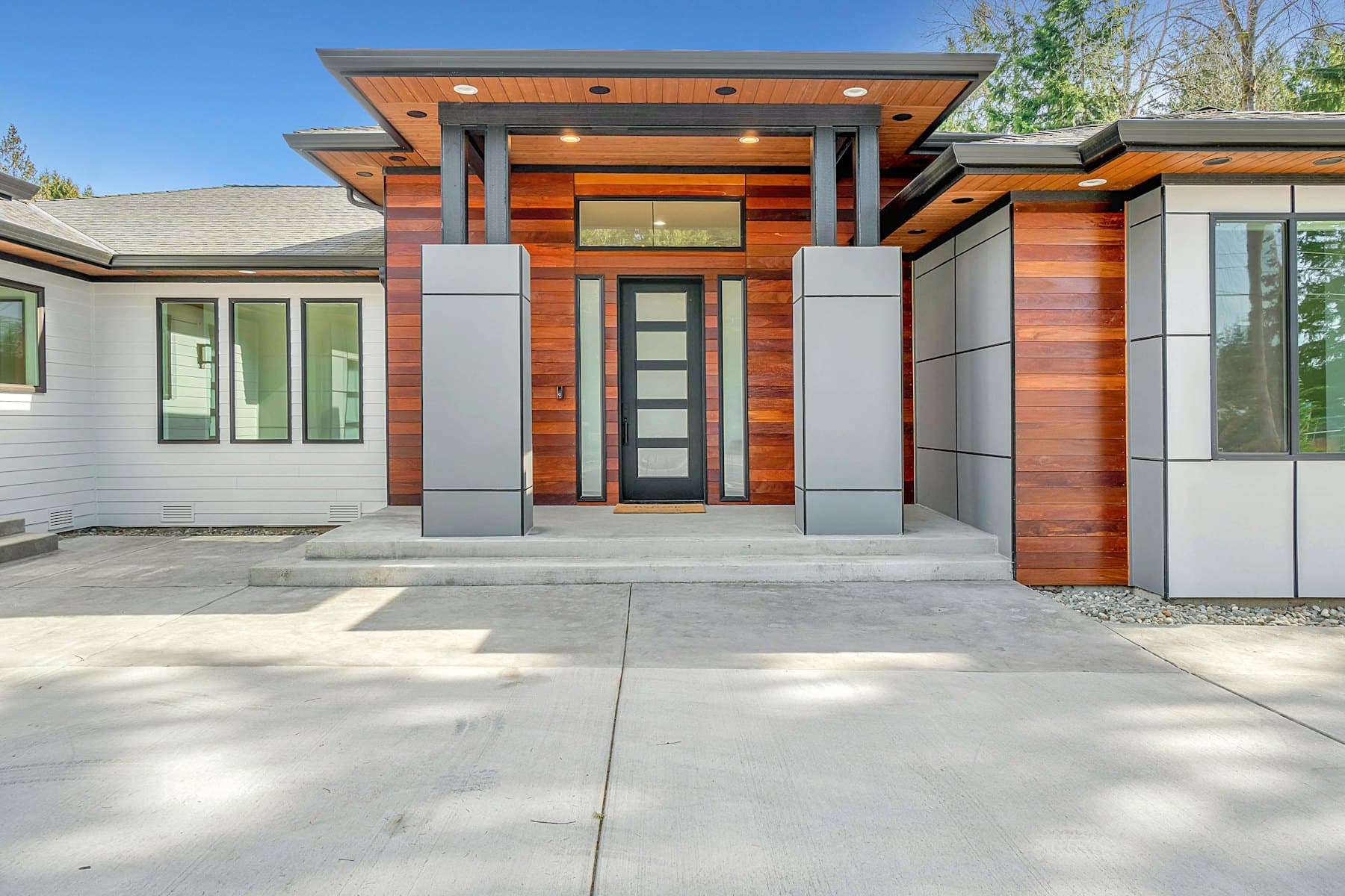 1790 Ash Road, Gordon Head