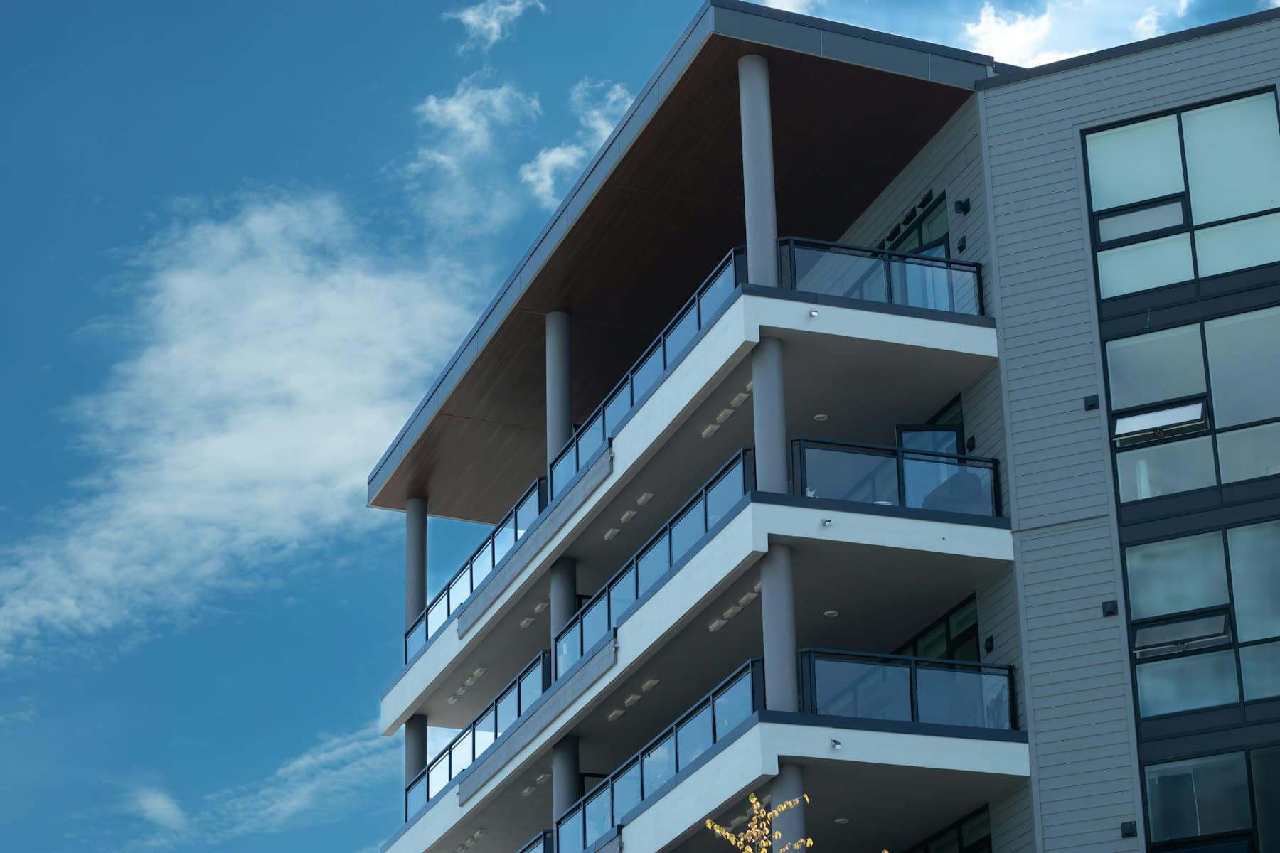 45 Dallas Road #602, James Bay